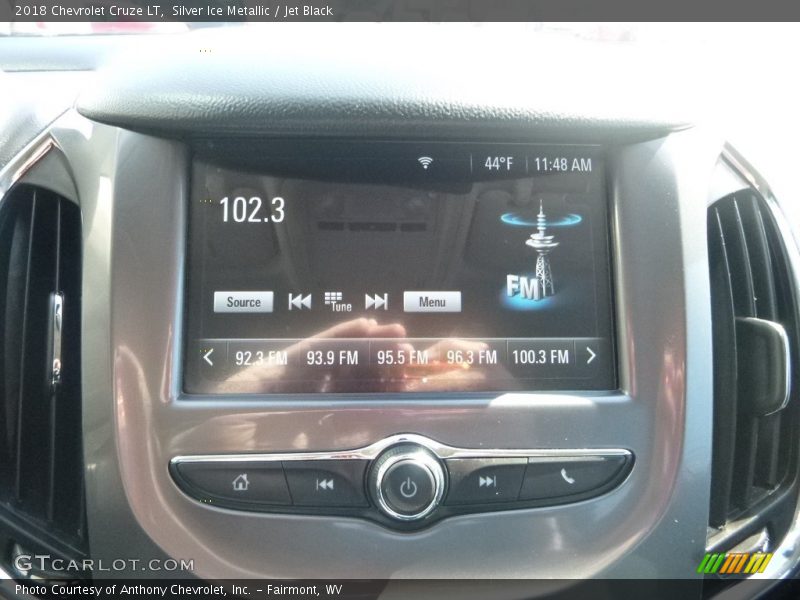 Silver Ice Metallic / Jet Black 2018 Chevrolet Cruze LT
