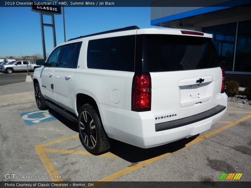 Summit White / Jet Black 2019 Chevrolet Suburban LT 4WD