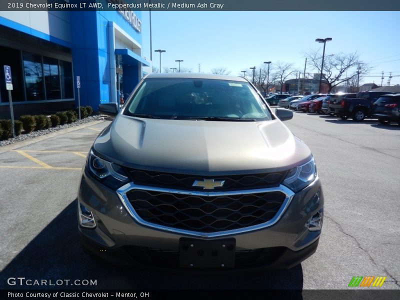 Pepperdust Metallic / Medium Ash Gray 2019 Chevrolet Equinox LT AWD