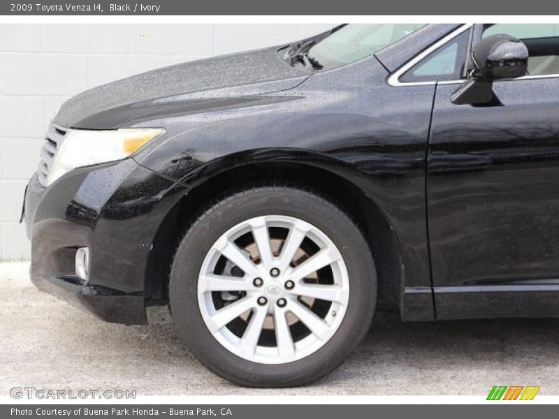 Black / Ivory 2009 Toyota Venza I4