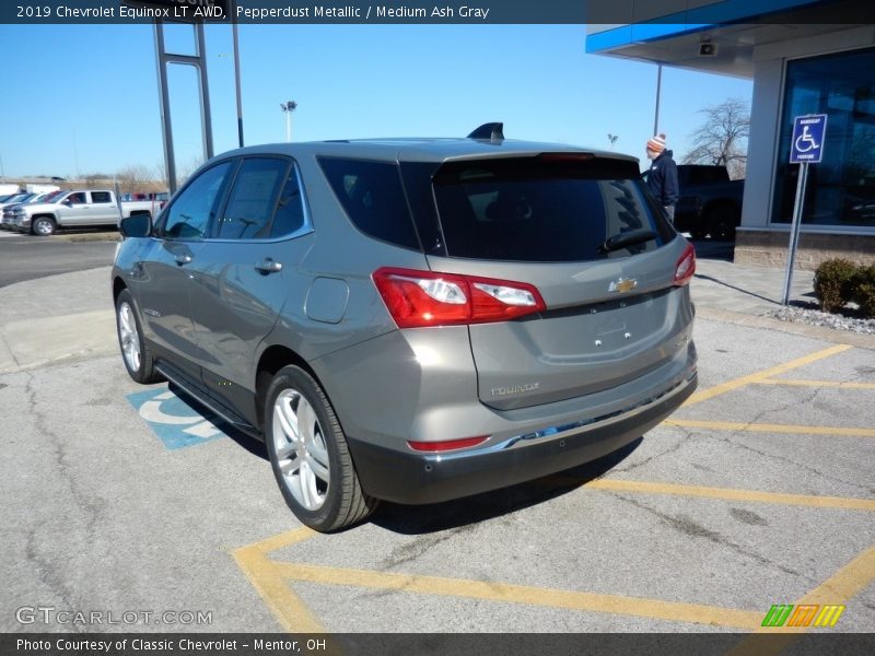 Pepperdust Metallic / Medium Ash Gray 2019 Chevrolet Equinox LT AWD