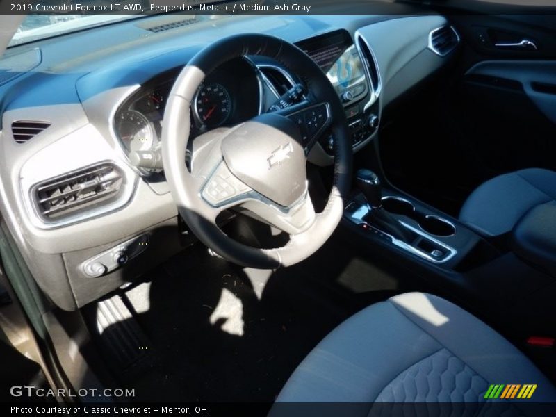 Pepperdust Metallic / Medium Ash Gray 2019 Chevrolet Equinox LT AWD