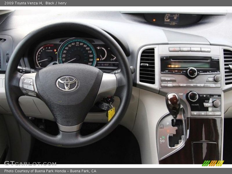 Black / Ivory 2009 Toyota Venza I4