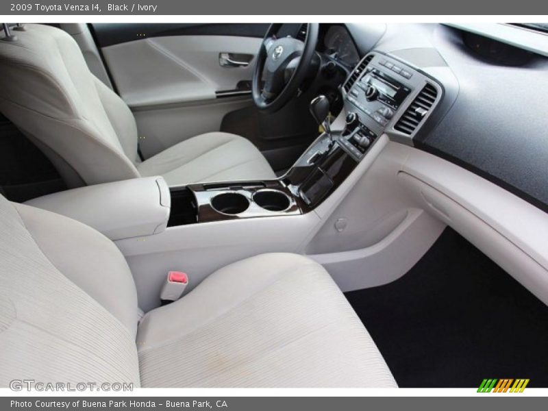 Black / Ivory 2009 Toyota Venza I4