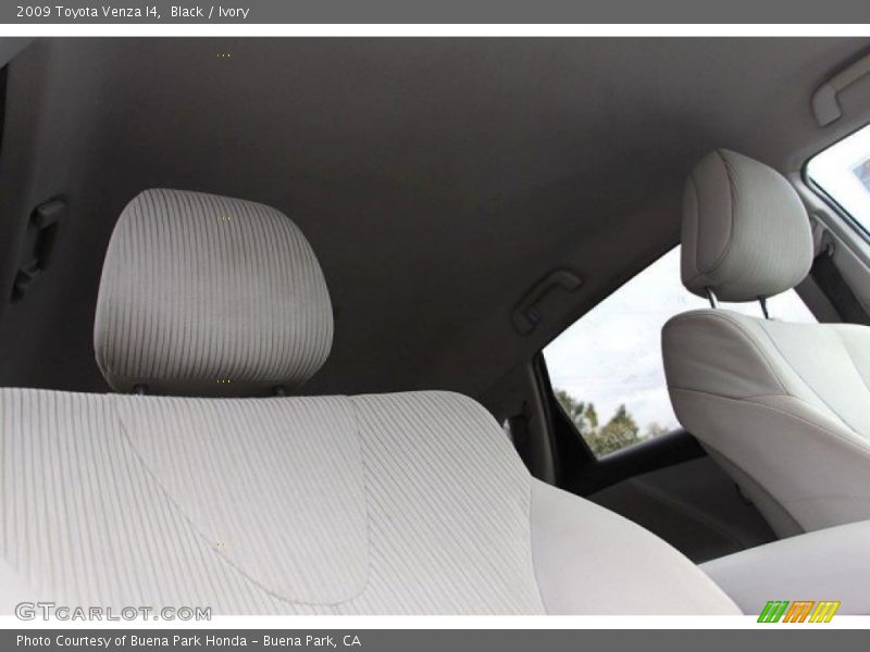 Black / Ivory 2009 Toyota Venza I4