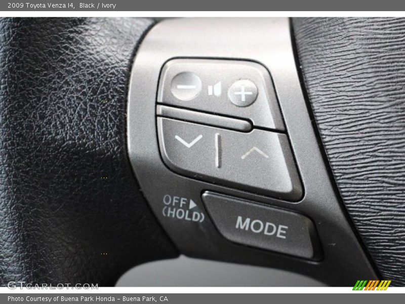 Black / Ivory 2009 Toyota Venza I4