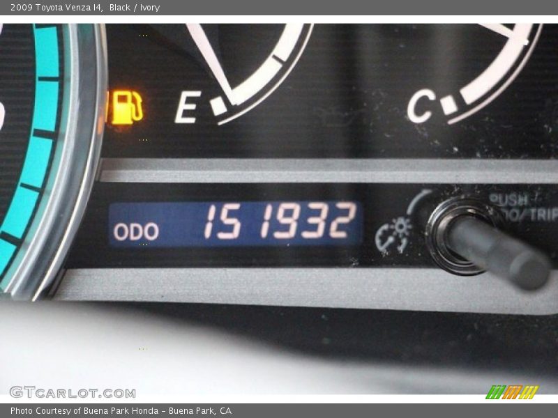 Black / Ivory 2009 Toyota Venza I4