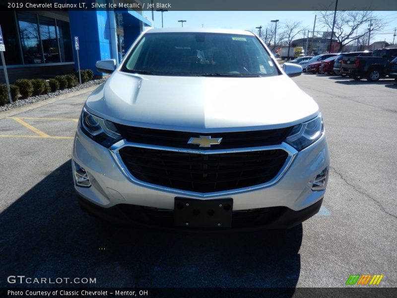 Silver Ice Metallic / Jet Black 2019 Chevrolet Equinox LT