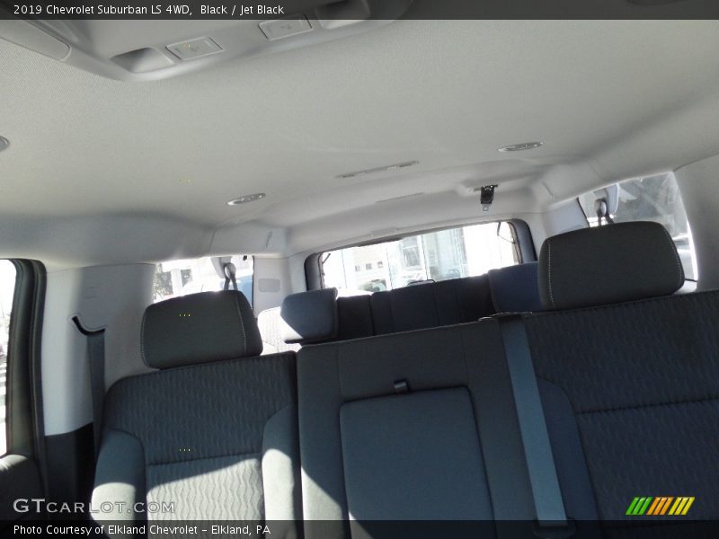Black / Jet Black 2019 Chevrolet Suburban LS 4WD