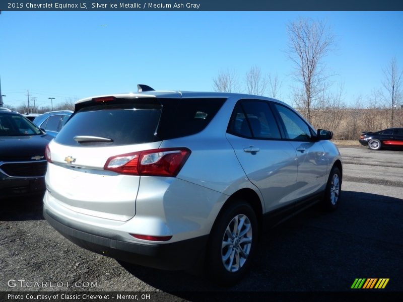 Silver Ice Metallic / Medium Ash Gray 2019 Chevrolet Equinox LS