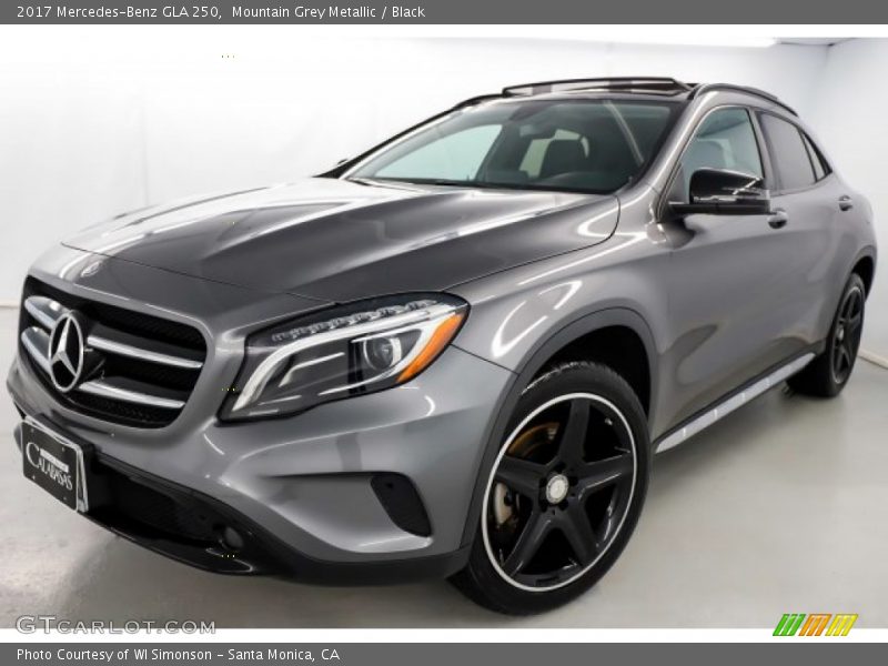 Mountain Grey Metallic / Black 2017 Mercedes-Benz GLA 250