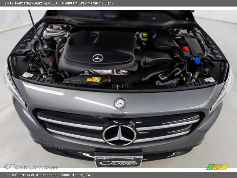 Mountain Grey Metallic / Black 2017 Mercedes-Benz GLA 250