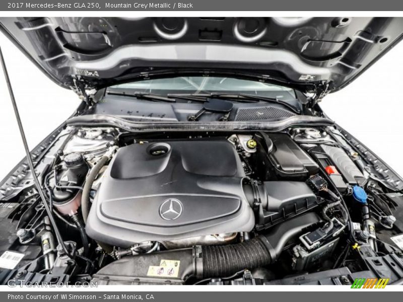 Mountain Grey Metallic / Black 2017 Mercedes-Benz GLA 250