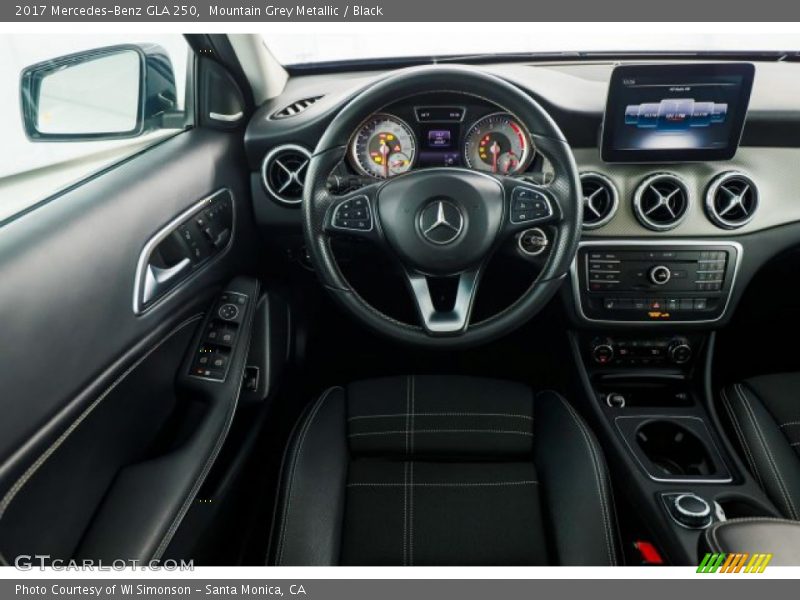 Mountain Grey Metallic / Black 2017 Mercedes-Benz GLA 250