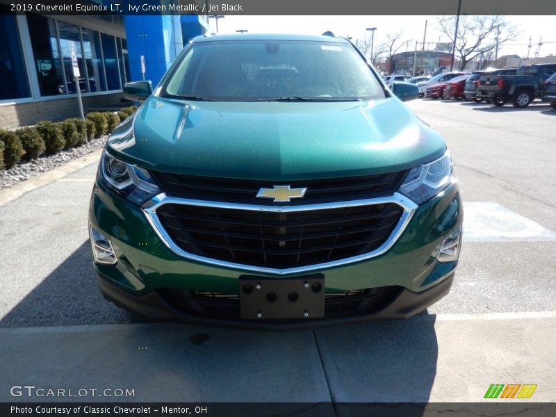 Ivy Green Metallic / Jet Black 2019 Chevrolet Equinox LT