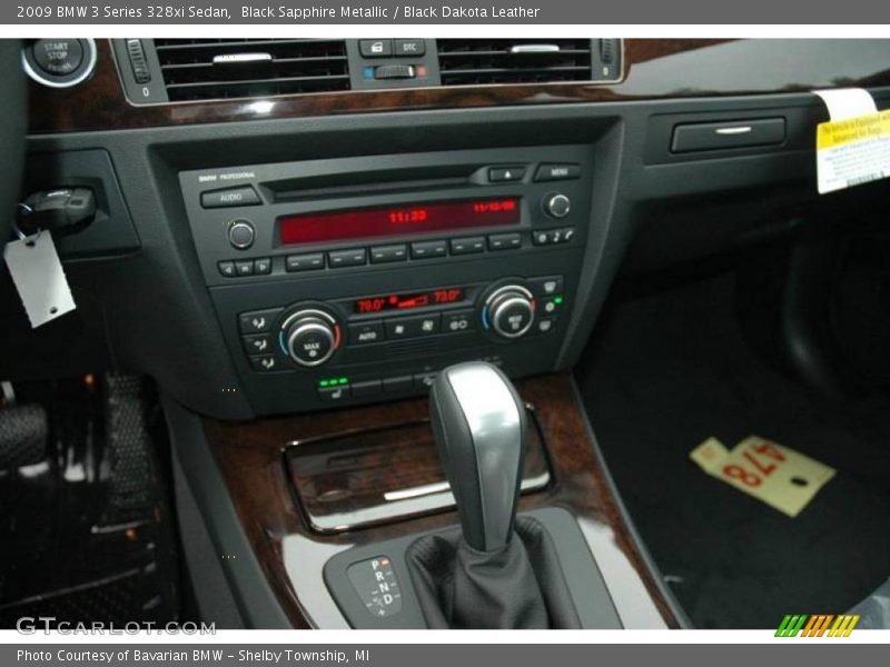 Black Sapphire Metallic / Black Dakota Leather 2009 BMW 3 Series 328xi Sedan