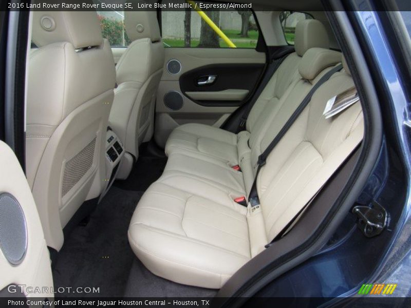 Loire Blue Metalllic / Espresso/Almond 2016 Land Rover Range Rover Evoque SE