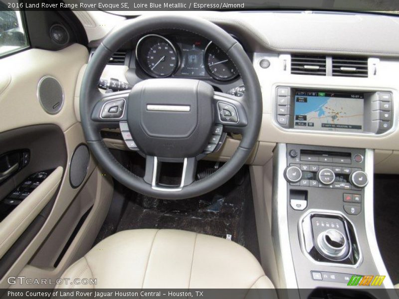 Loire Blue Metalllic / Espresso/Almond 2016 Land Rover Range Rover Evoque SE