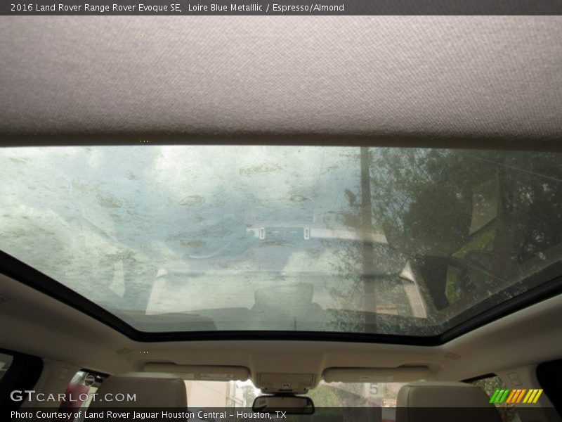 Loire Blue Metalllic / Espresso/Almond 2016 Land Rover Range Rover Evoque SE