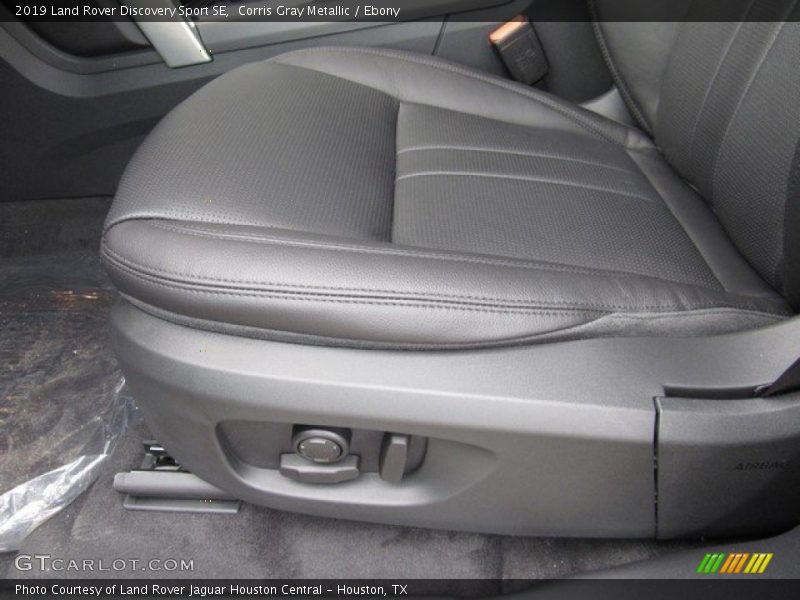 Corris Gray Metallic / Ebony 2019 Land Rover Discovery Sport SE