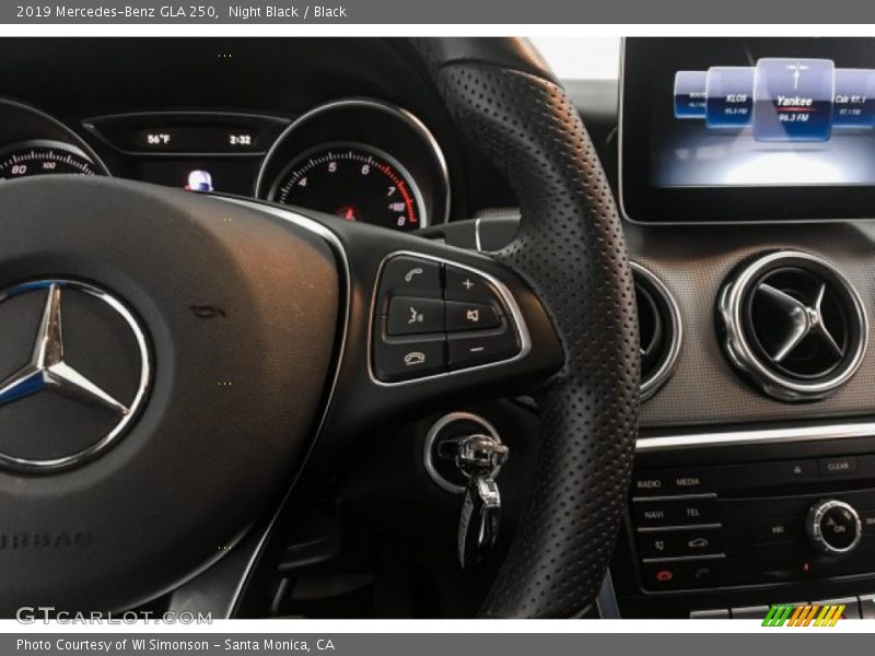Night Black / Black 2019 Mercedes-Benz GLA 250