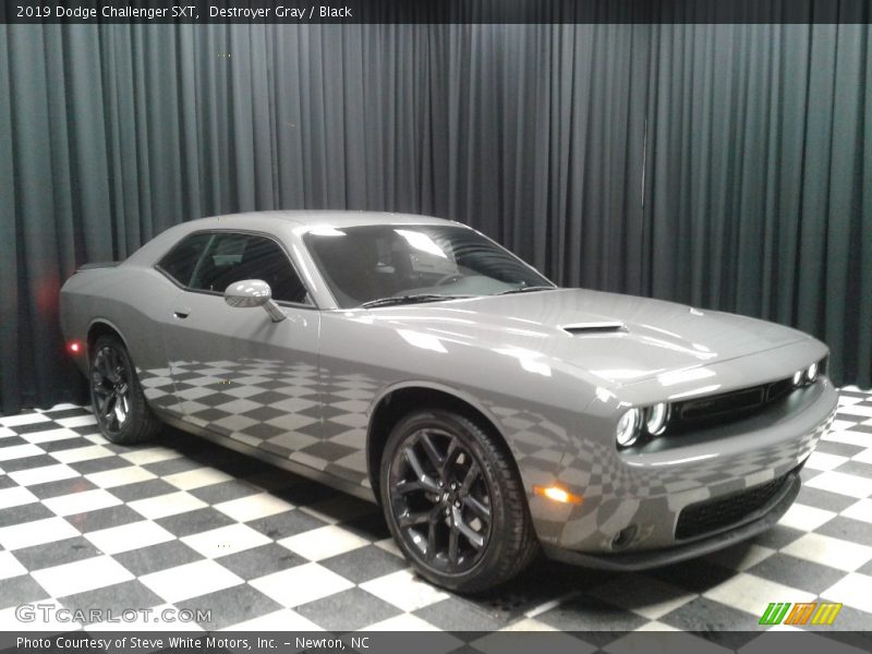 Destroyer Gray / Black 2019 Dodge Challenger SXT