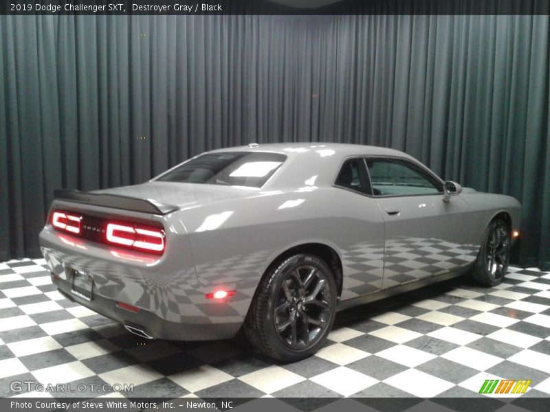 Destroyer Gray / Black 2019 Dodge Challenger SXT
