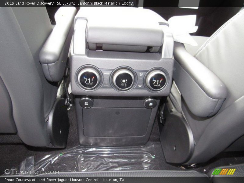 Santorini Black Metallic / Ebony 2019 Land Rover Discovery HSE Luxury
