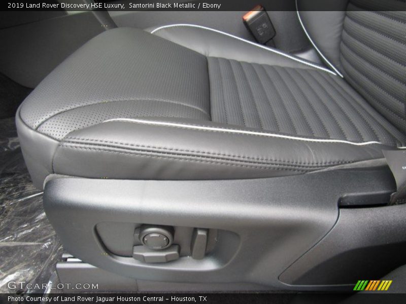 Santorini Black Metallic / Ebony 2019 Land Rover Discovery HSE Luxury