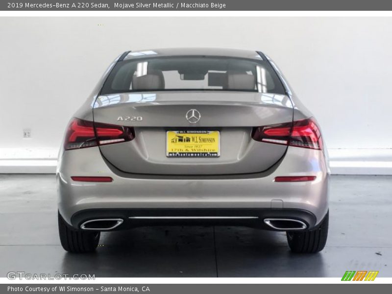 Mojave Silver Metallic / Macchiato Beige 2019 Mercedes-Benz A 220 Sedan