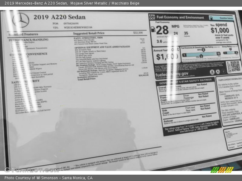 Mojave Silver Metallic / Macchiato Beige 2019 Mercedes-Benz A 220 Sedan