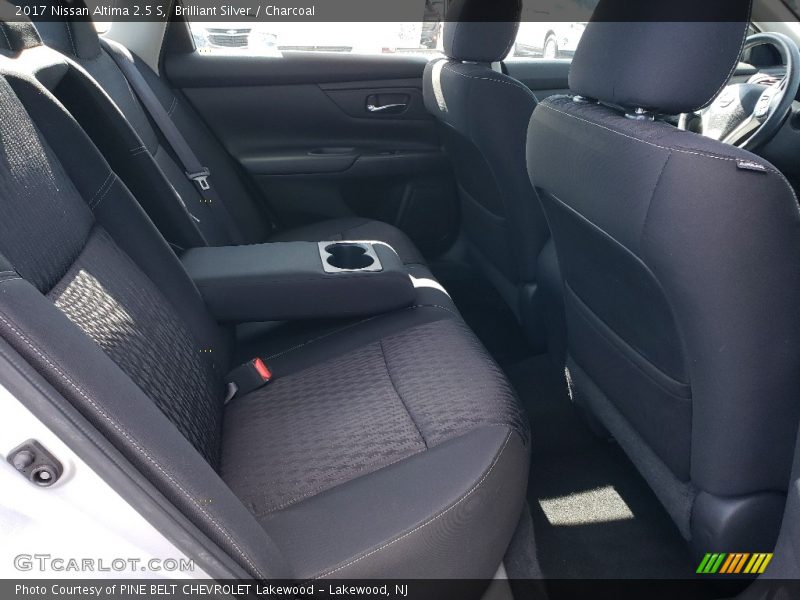 Brilliant Silver / Charcoal 2017 Nissan Altima 2.5 S