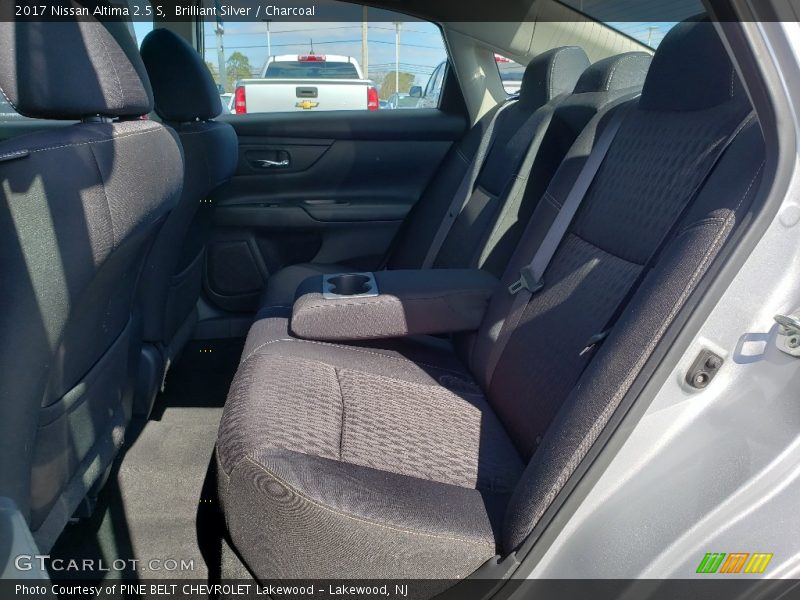 Brilliant Silver / Charcoal 2017 Nissan Altima 2.5 S