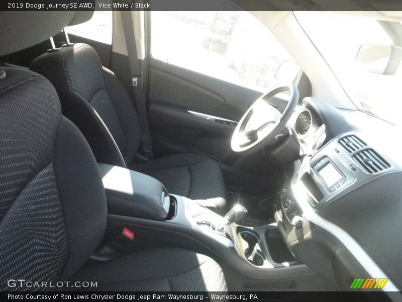 Vice White / Black 2019 Dodge Journey SE AWD