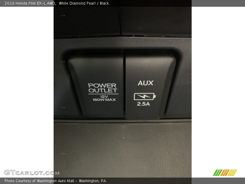 White Diamond Pearl / Black 2019 Honda Pilot EX-L AWD