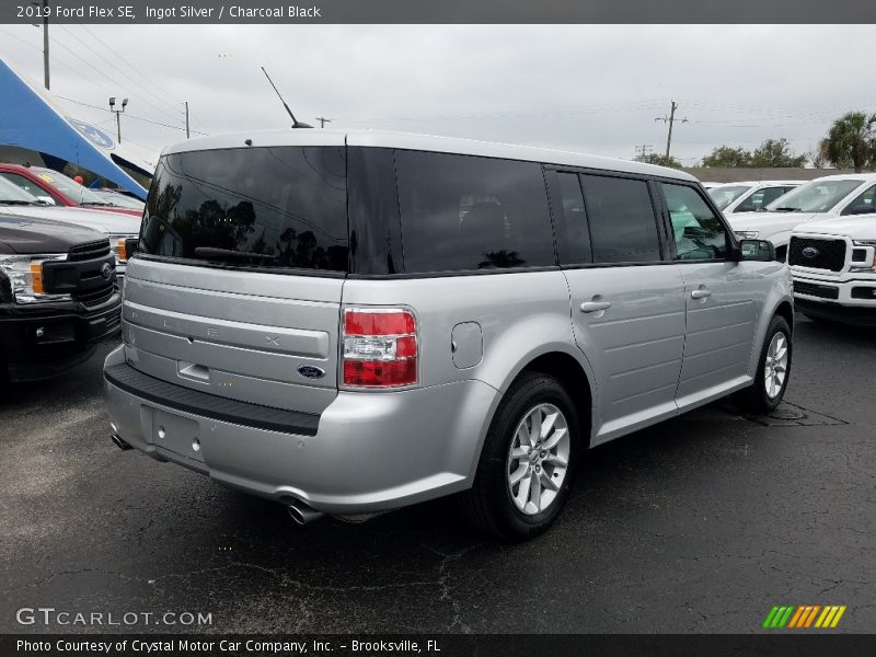 Ingot Silver / Charcoal Black 2019 Ford Flex SE