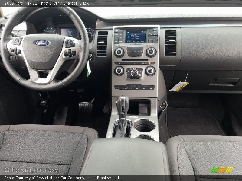 Ingot Silver / Charcoal Black 2019 Ford Flex SE
