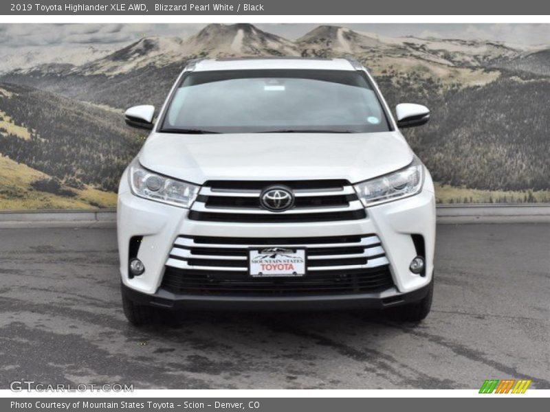 Blizzard Pearl White / Black 2019 Toyota Highlander XLE AWD