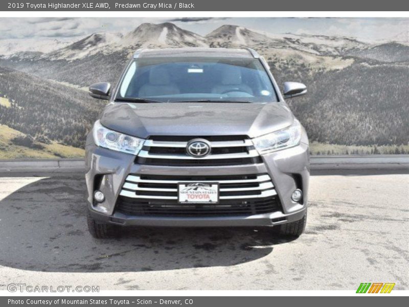 Predawn Gray Mica / Black 2019 Toyota Highlander XLE AWD