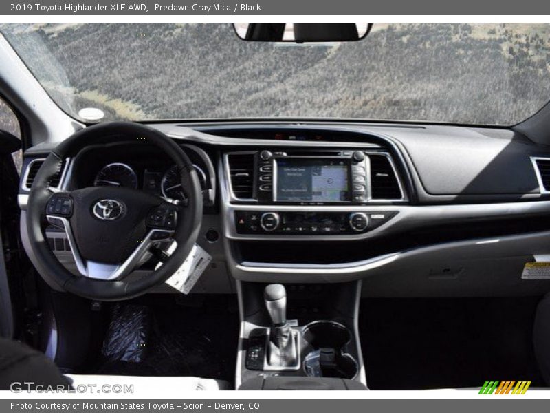 Predawn Gray Mica / Black 2019 Toyota Highlander XLE AWD