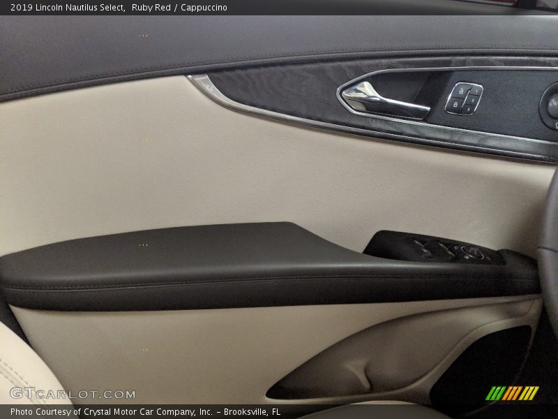 Ruby Red / Cappuccino 2019 Lincoln Nautilus Select