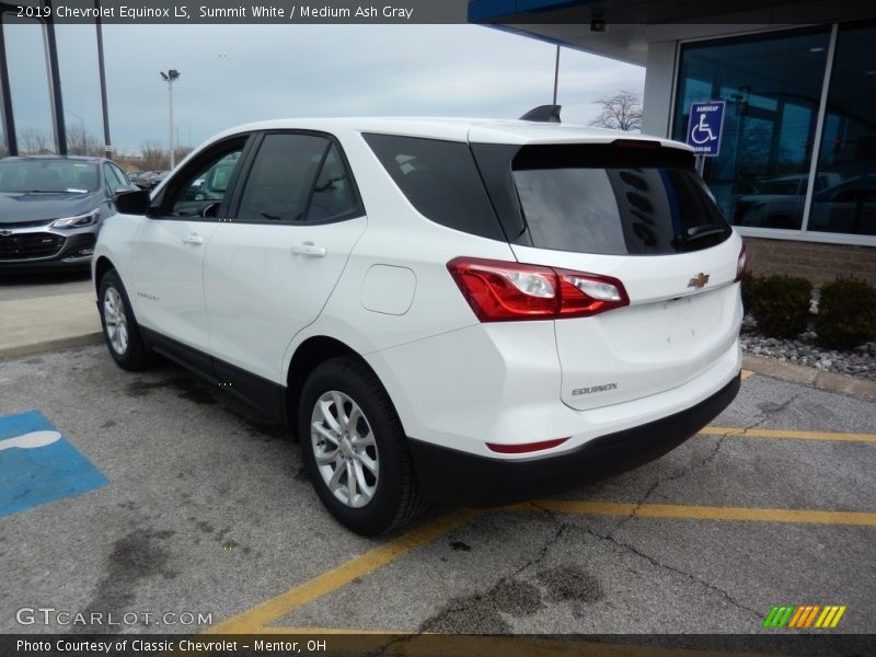 Summit White / Medium Ash Gray 2019 Chevrolet Equinox LS