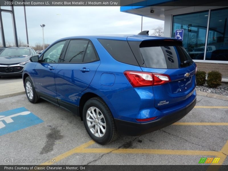 Kinetic Blue Metallic / Medium Ash Gray 2019 Chevrolet Equinox LS