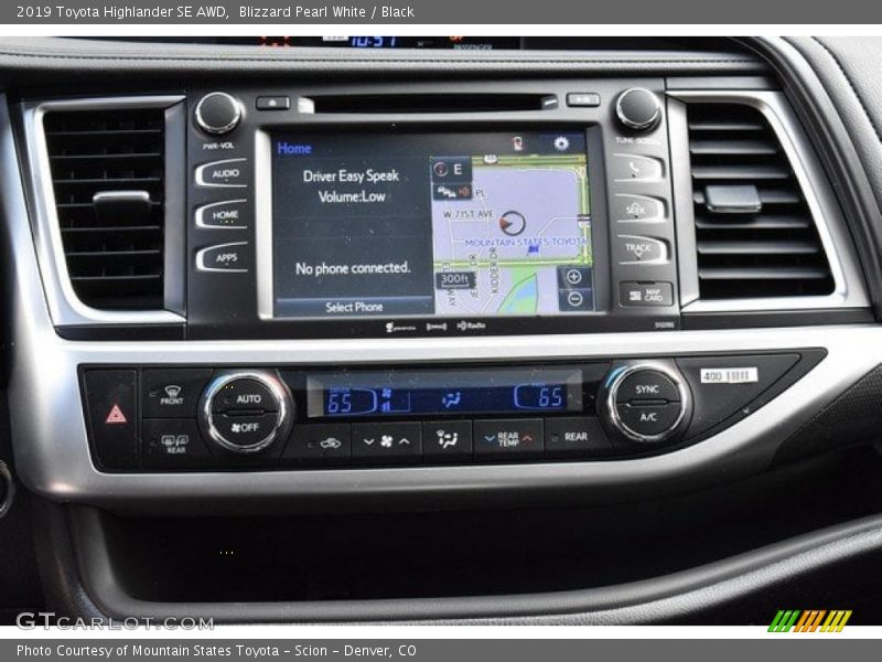 Blizzard Pearl White / Black 2019 Toyota Highlander SE AWD