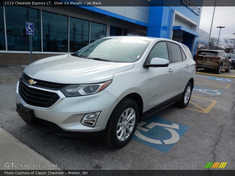 Silver Ice Metallic / Jet Black 2019 Chevrolet Equinox LT