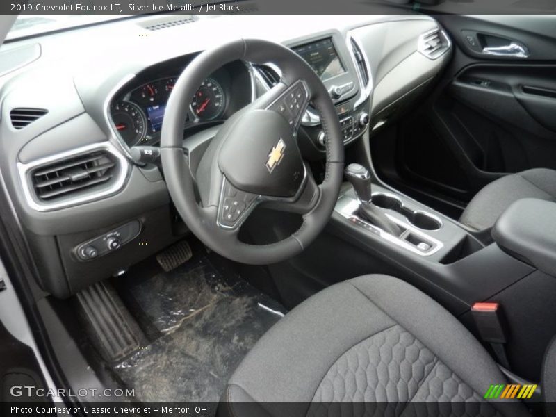 Silver Ice Metallic / Jet Black 2019 Chevrolet Equinox LT