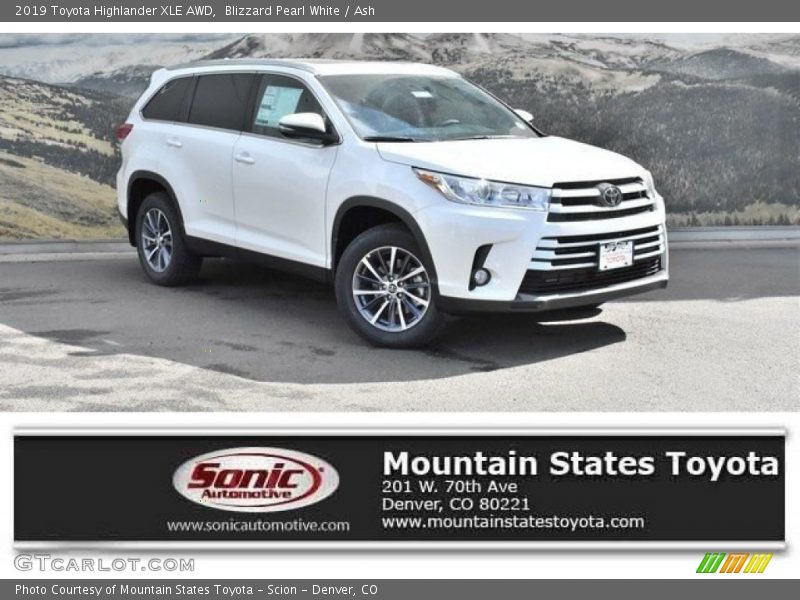 Blizzard Pearl White / Ash 2019 Toyota Highlander XLE AWD