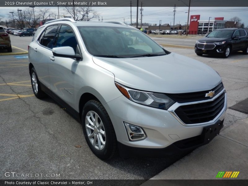 Silver Ice Metallic / Jet Black 2019 Chevrolet Equinox LT