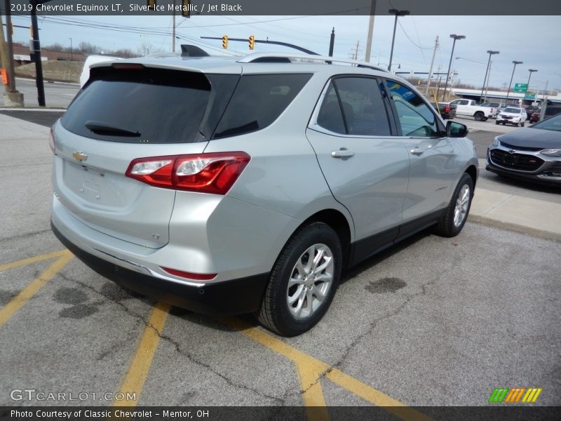 Silver Ice Metallic / Jet Black 2019 Chevrolet Equinox LT