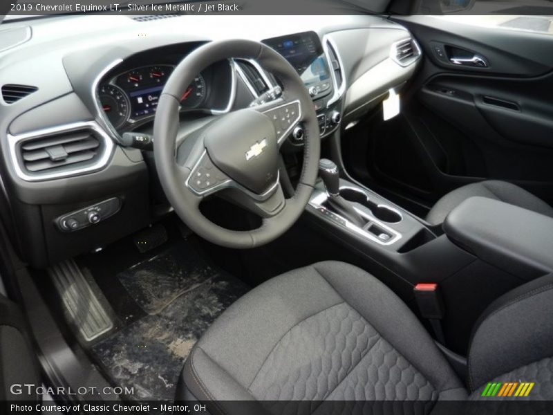 Silver Ice Metallic / Jet Black 2019 Chevrolet Equinox LT